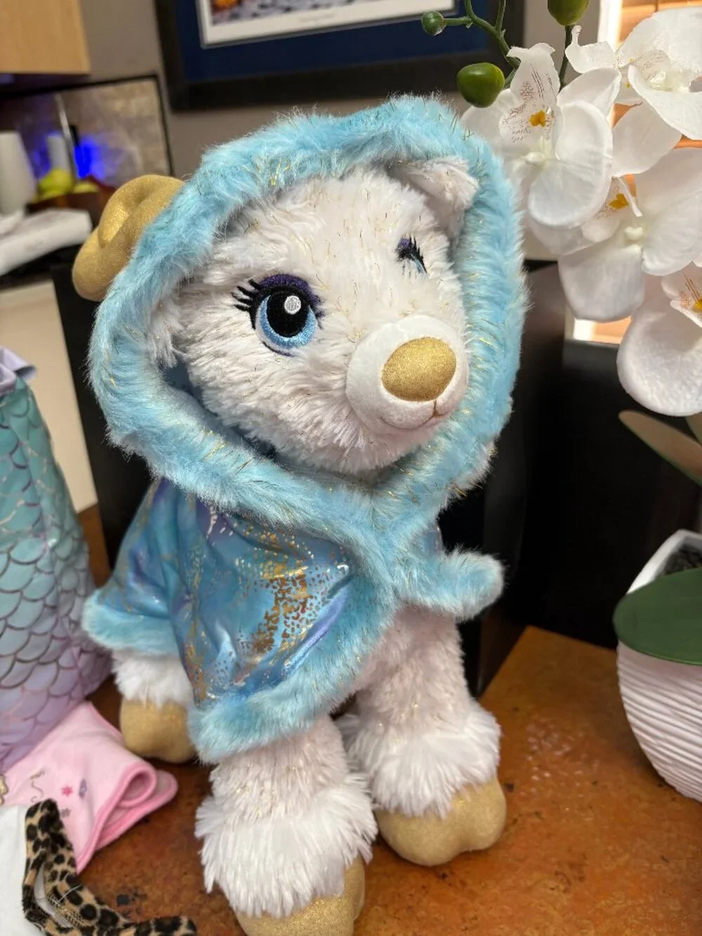 Build-A-Bear Lot    Glisten,  Twinkle,  Pink Teddy Bear    32 outfits of clothes